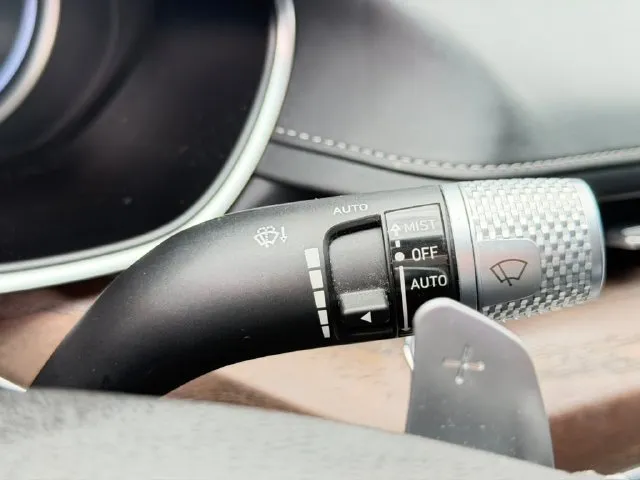 Genesis G80 photo 18