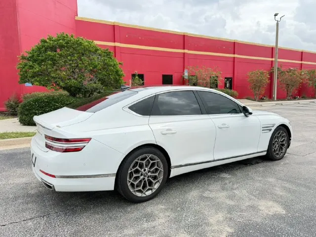 Genesis G80 photo 6