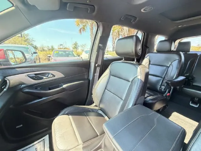 Chevrolet Traverse photo 18
