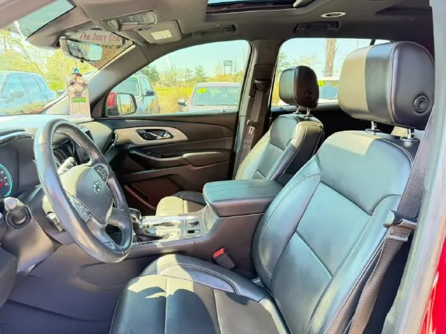 Chevrolet Traverse photo 16