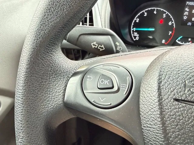 Ford Transit Connect photo 12