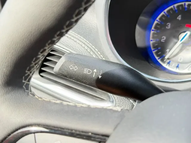 Chrysler Pacifica photo 17