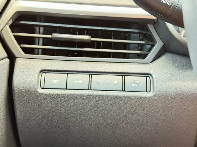 Nissan Altima photo 17
