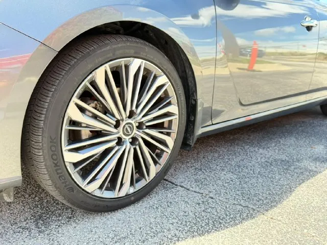 Nissan Altima photo 29