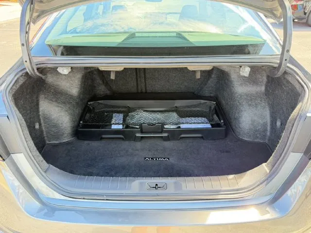 Nissan Altima photo 9