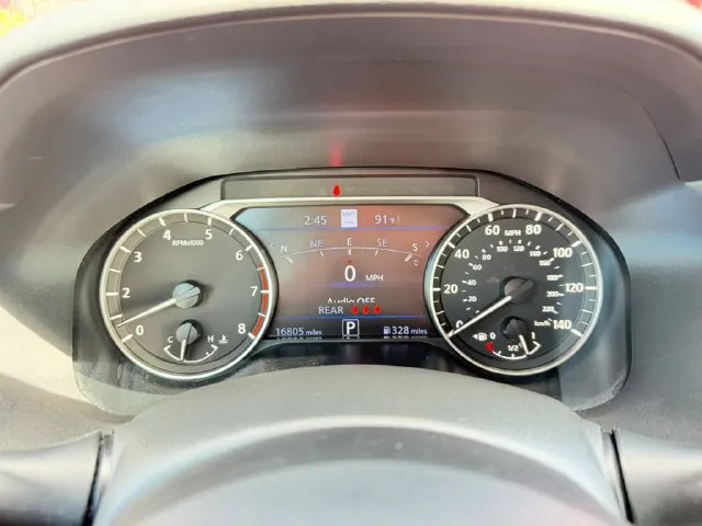 Nissan Altima photo 10