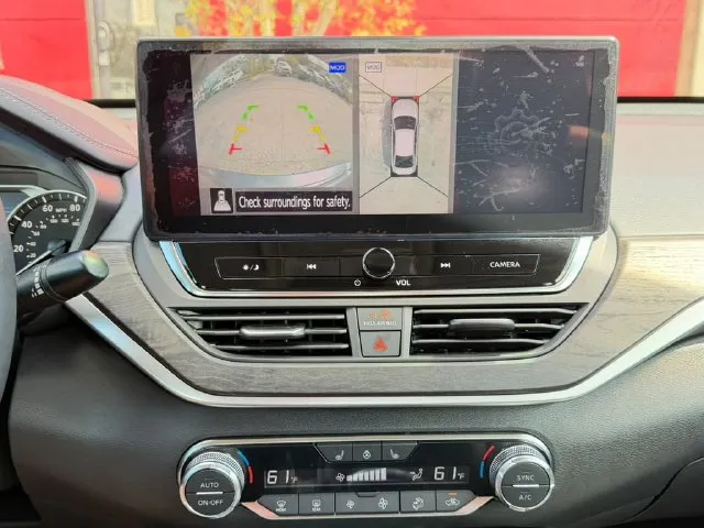 Nissan Altima photo 21
