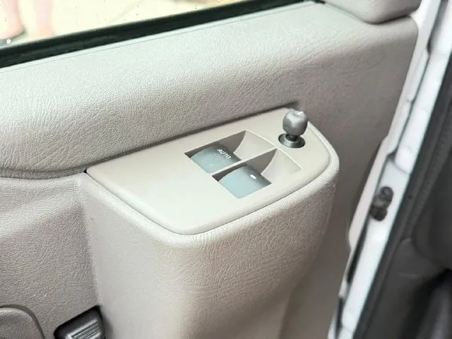GMC Savana photo 14