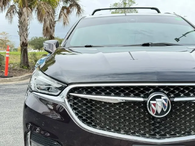 Buick Enclave photo 10