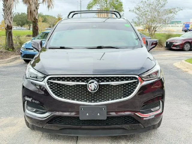 Buick Enclave photo 2