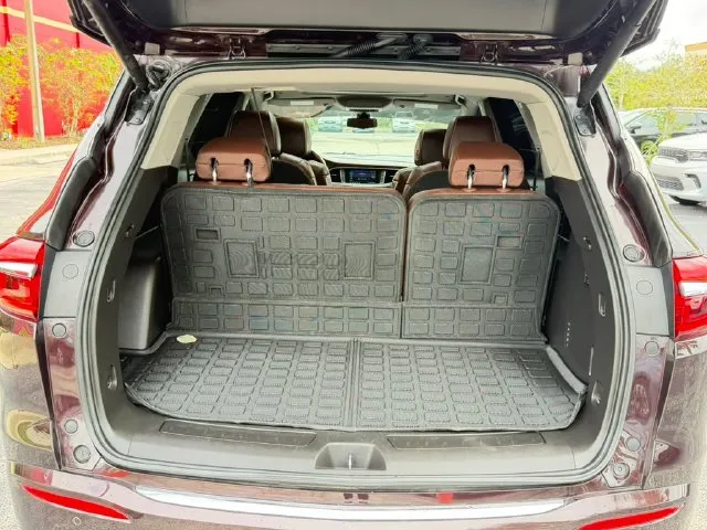 Buick Enclave photo 9