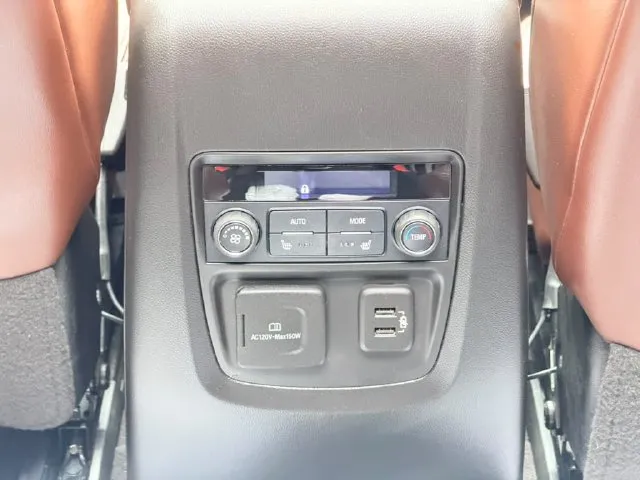 Buick Enclave photo 26