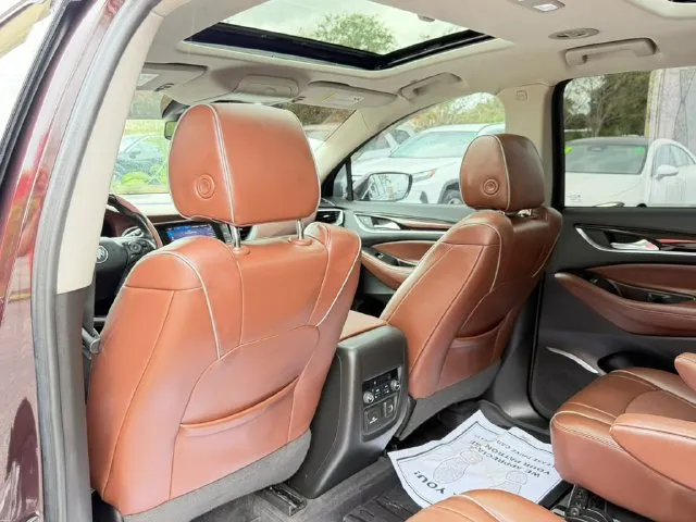 Buick Enclave photo 25