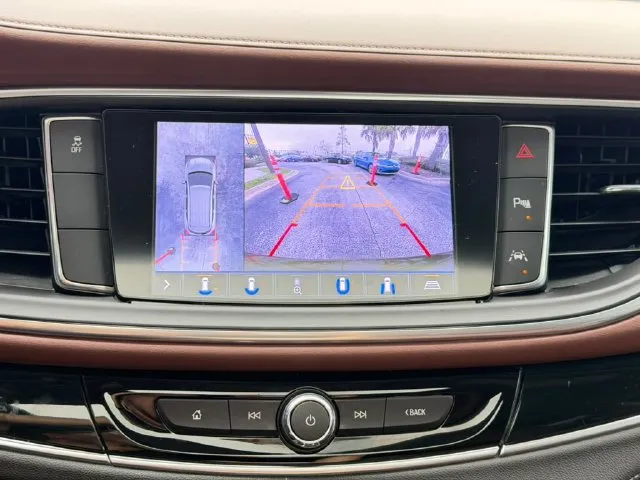 Buick Enclave photo 19