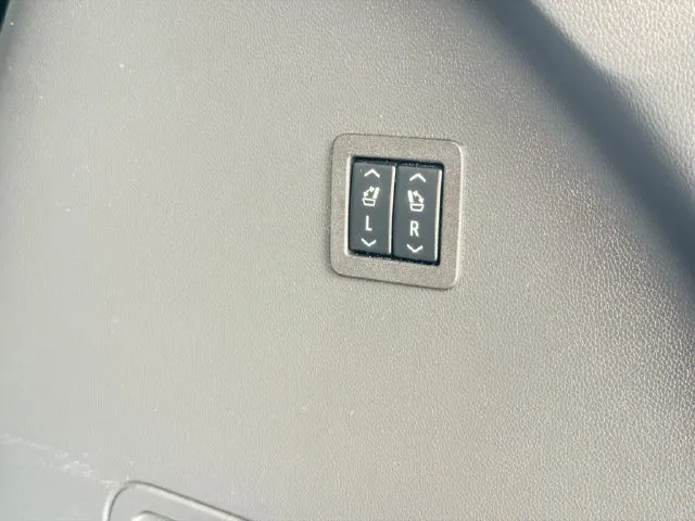 Buick Enclave photo 29