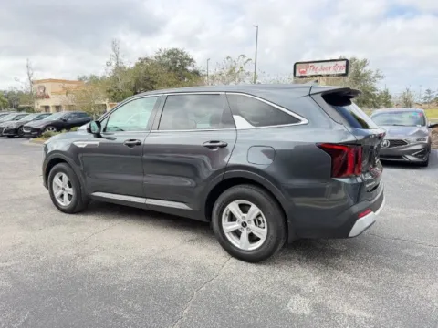More photos of 2024 Kia Sorento LX at Auto Gallery Jacksonville, FL