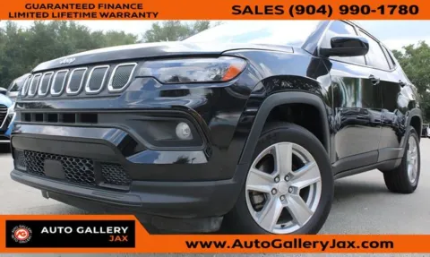 Black 2022 Jeep Compass Latitude for sale in Jacksonville, FL
