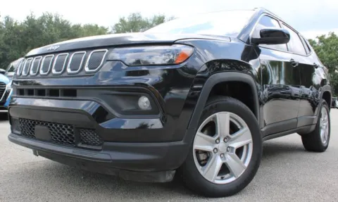 Black 2022 Jeep Compass Latitude for sale in Jacksonville, FL