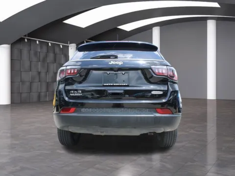 More photos of 2022 Jeep Compass Latitude at Auto Gallery Jacksonville, FL