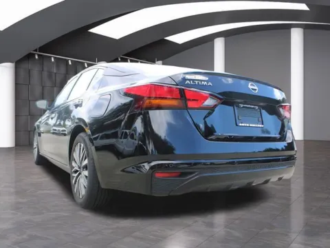 More photos of 2024 Nissan Altima 2.5 SV at Auto Gallery Jacksonville, FL