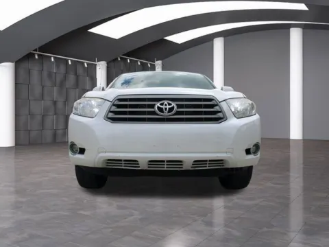 Another view of 2008 Toyota Highlander for sale in Jacksonville, FL at Auto Gallery Jacksonville