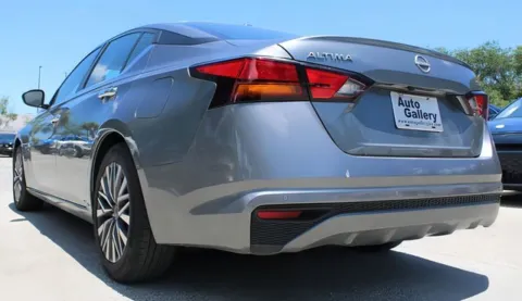 More photos of 2023 Nissan Altima 2.5 SV at Auto Gallery Jacksonville, FL