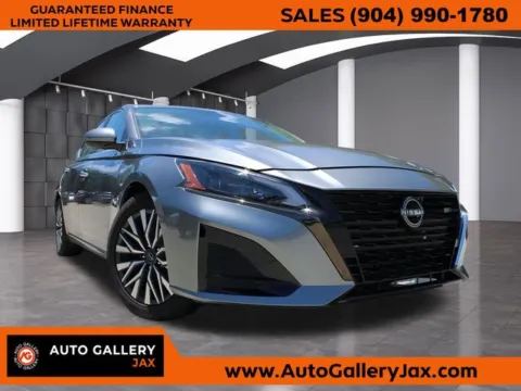 Gray 2023 Nissan Altima 2.5 SV for sale in Jacksonville, FL