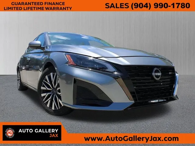 Gray 2023 Nissan Altima 2.5 SV for sale in Jacksonville, FL