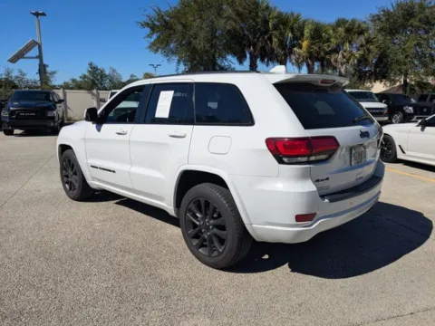 More photos of 2022 Jeep Grand Cherokee WK Laredo X at Auto Gallery Jacksonville, FL