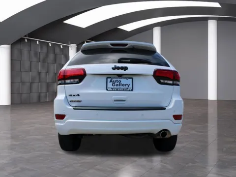 More photos of 2022 Jeep Grand Cherokee WK Laredo X at Auto Gallery Jacksonville, FL