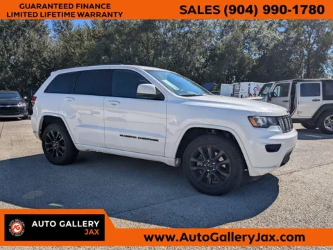 White 2022 Jeep Grand Cherokee WK Laredo X for sale in Jacksonville, FL
