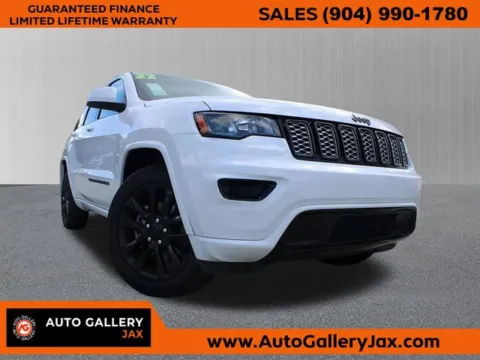 White 2022 Jeep Grand Cherokee WK Laredo X for sale in Jacksonville, FL
