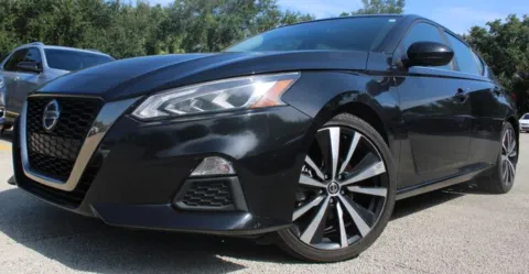 Black 2022 Nissan Altima 2.5 SR for sale in Jacksonville, FL
