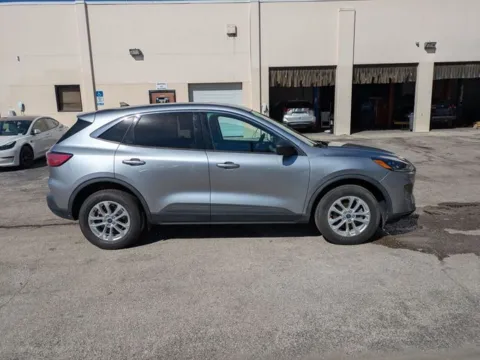 Photos of 2022 Ford Escape SE for sale in Jacksonville, FL at Auto Gallery Jacksonville