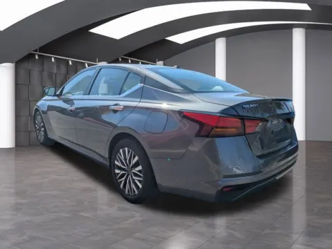More photos of 2024 Nissan Altima 2.5 SV at Auto Gallery Jacksonville, FL