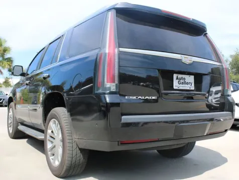 More photos of 2017 Cadillac Escalade at Auto Gallery Jacksonville, FL