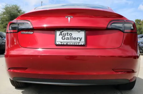 More photos of 2022 Tesla Model 3 at Auto Gallery Jacksonville, FL