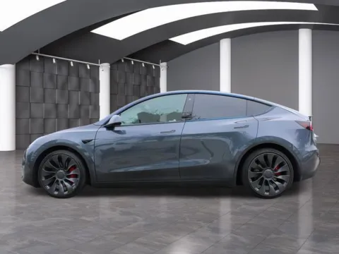 More photos of 2022 Tesla Model Y Performance at Auto Gallery Jacksonville, FL