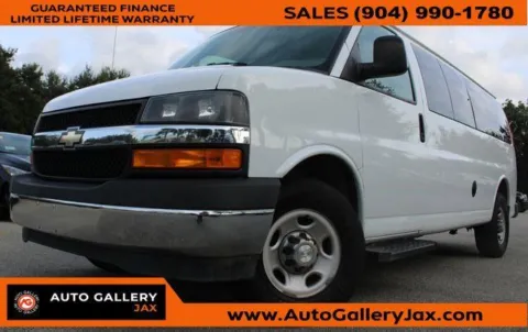 White 2019 Chevrolet Express 3500 LT for sale in Jacksonville, FL