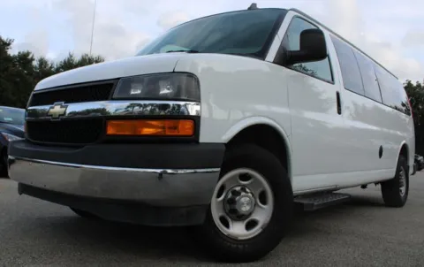 White 2019 Chevrolet Express 3500 LT for sale in Jacksonville, FL