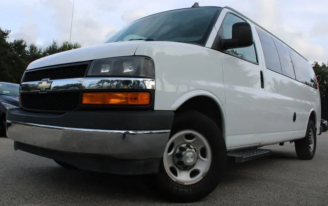 White 2019 Chevrolet Express 3500 LT for sale in Jacksonville, FL