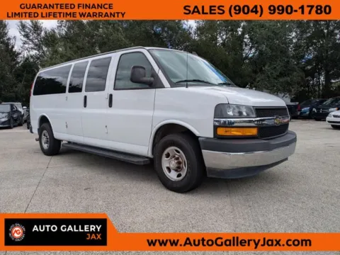 White 2019 Chevrolet Express 3500 LT for sale in Jacksonville, FL