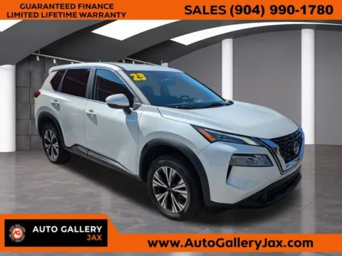 White 2023 Nissan Rogue SV for sale in Jacksonville, FL