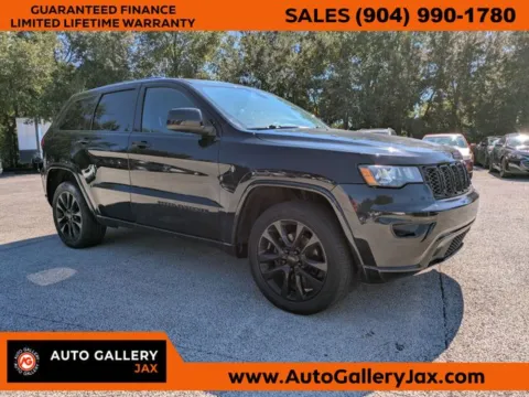 Black 2018 Jeep Grand Cherokee Altitude for sale in Jacksonville, FL