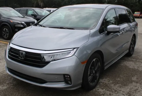 Silver 2022 Honda Odyssey Elite for sale in Jacksonville, FL