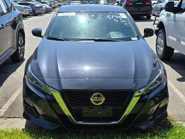Blue 2021 Nissan Altima 2.5 SV for sale in Jacksonville, FL