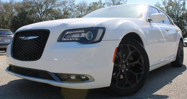White 2020 Chrysler 300 S for sale in Jacksonville, FL