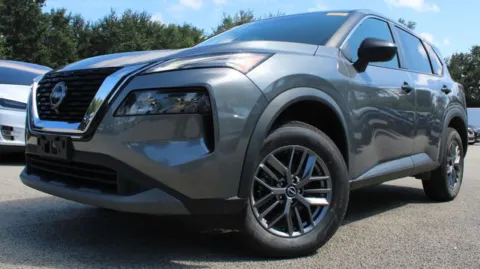 Gray 2022 Nissan Rogue S for sale in Jacksonville, FL