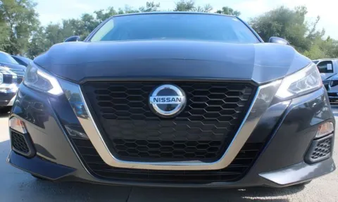 Photos of 2022 Nissan Altima 2.5 SR for sale in Jacksonville, FL at Auto Gallery Jacksonville