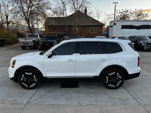 More photos of 2024 KIA TELLURIDE EX at High Line Auto Sales, UT